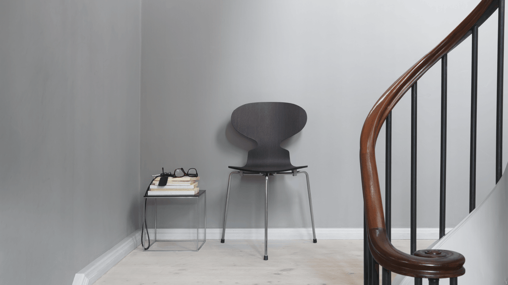 Ant Stackable Chair 3 Legs Unuph