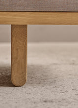 BM0865 Daybed - Inc. Timber Base & Seat