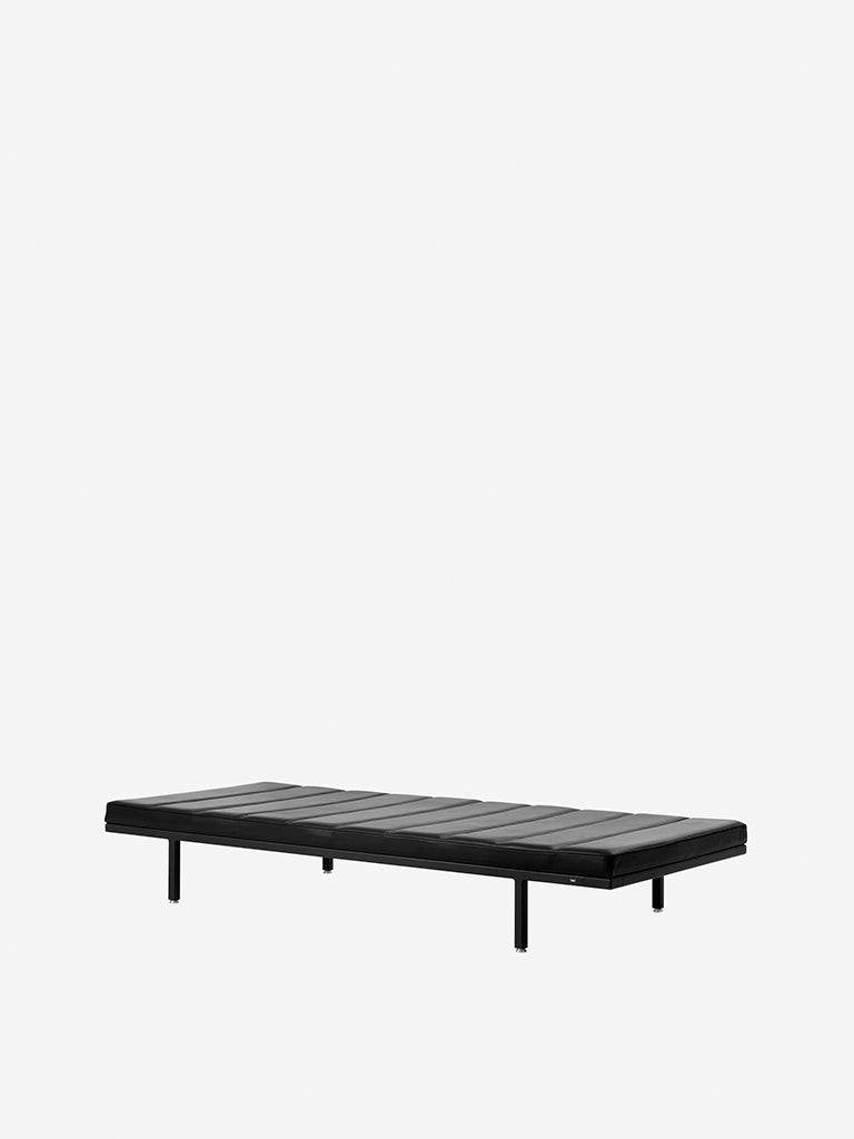 Vipp461 Daybed, Black Frame W/ Black Lea