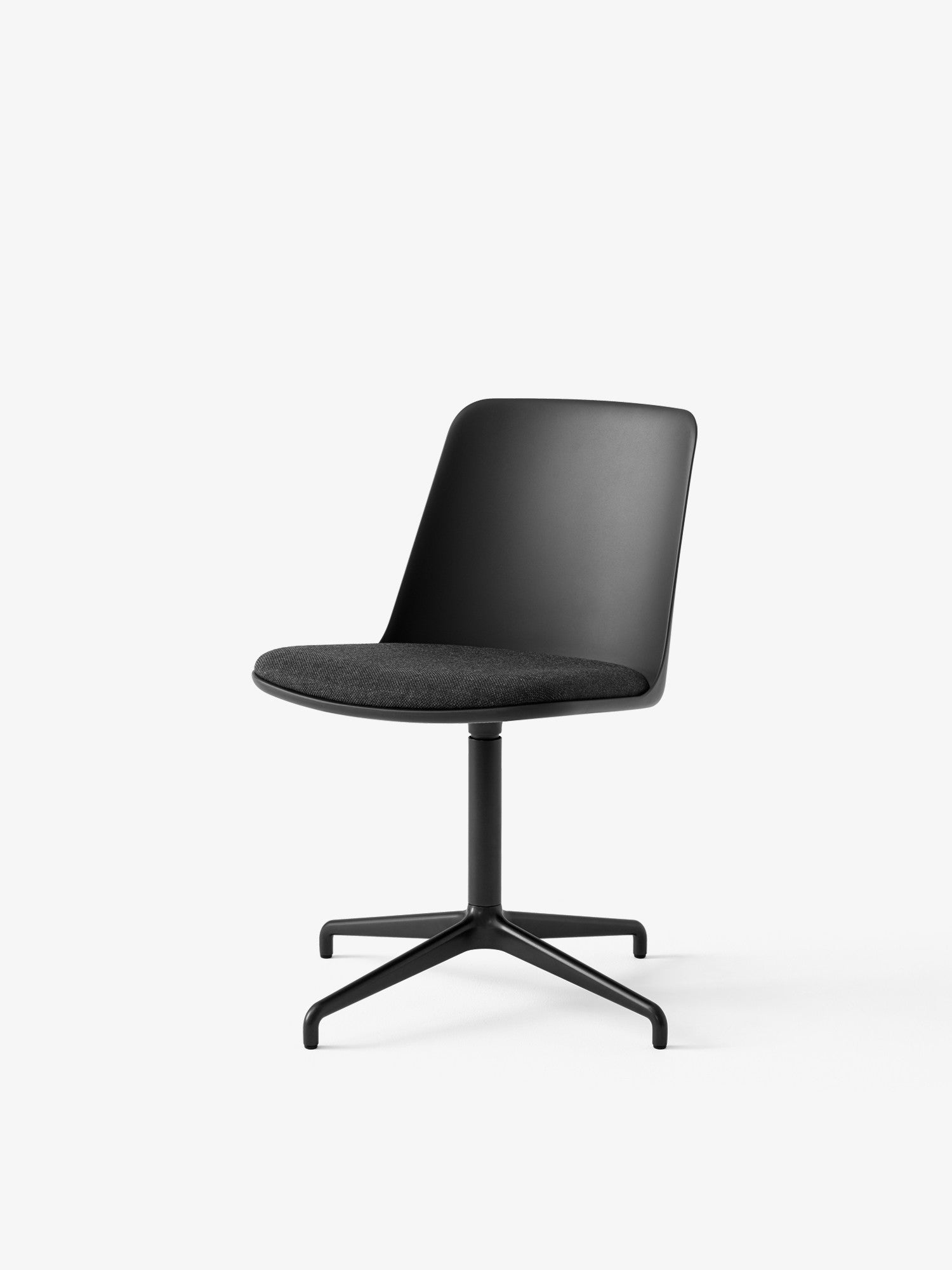 Rely HW12 Chair