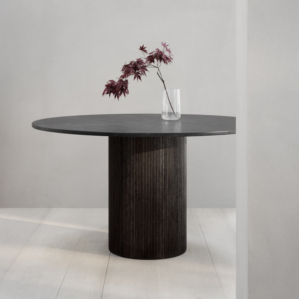 Cabin Round Table