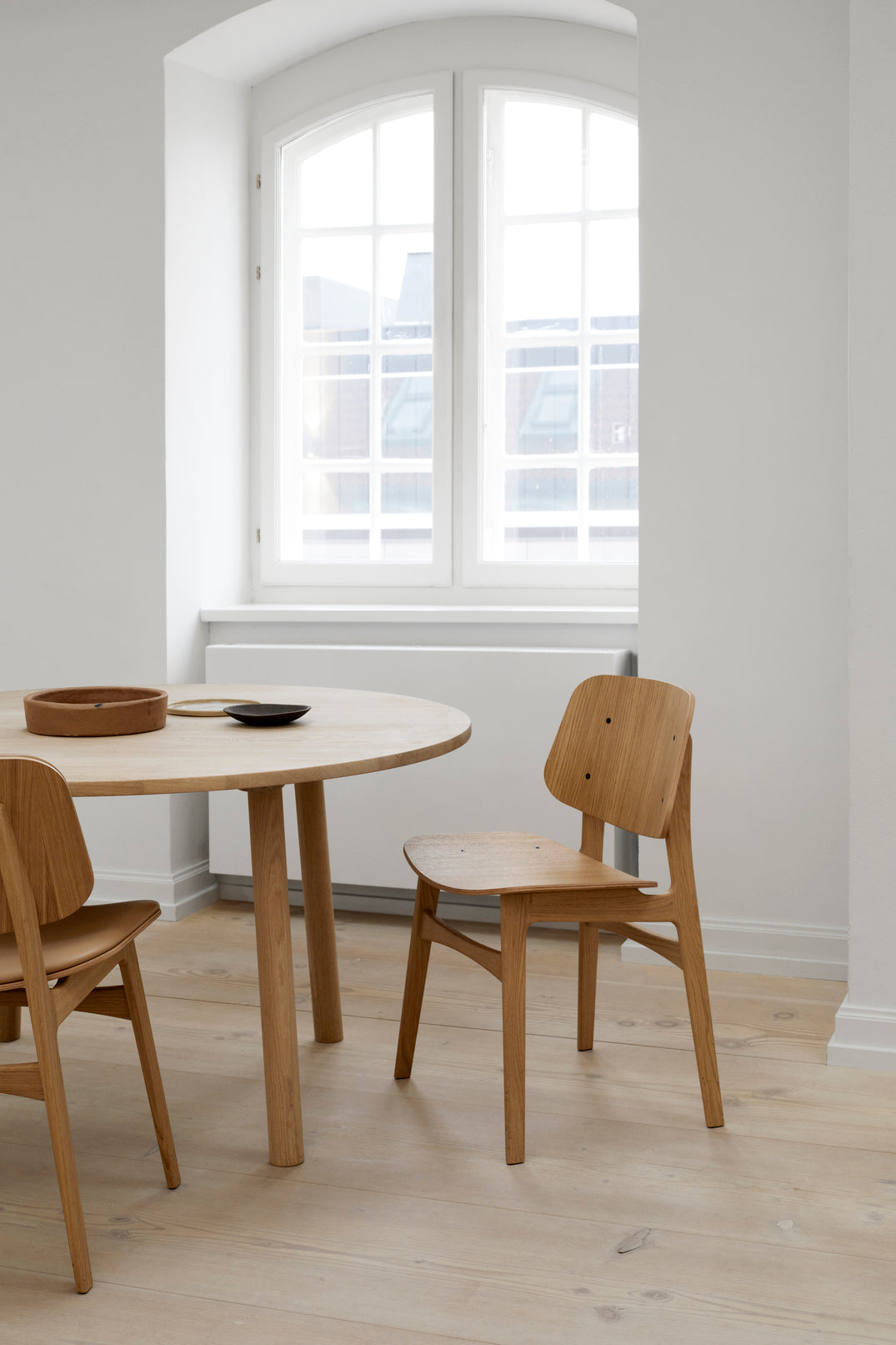 Taro Dining Table - 93.5x220cm