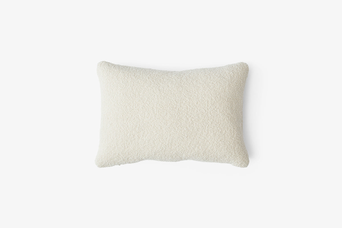 Develius Pillow, Small