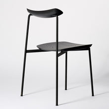 Sia Chair