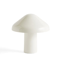 Pao Portable Lamp
