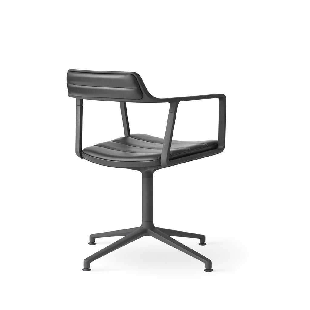 Vipp452 Swivel Chair
