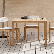 AH Outdoor Dining Table