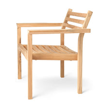 AH Outdoor Lounge Chair