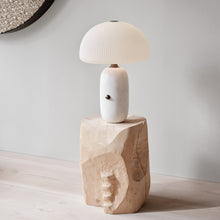 Vipp592 Sculpture Table Lamp White