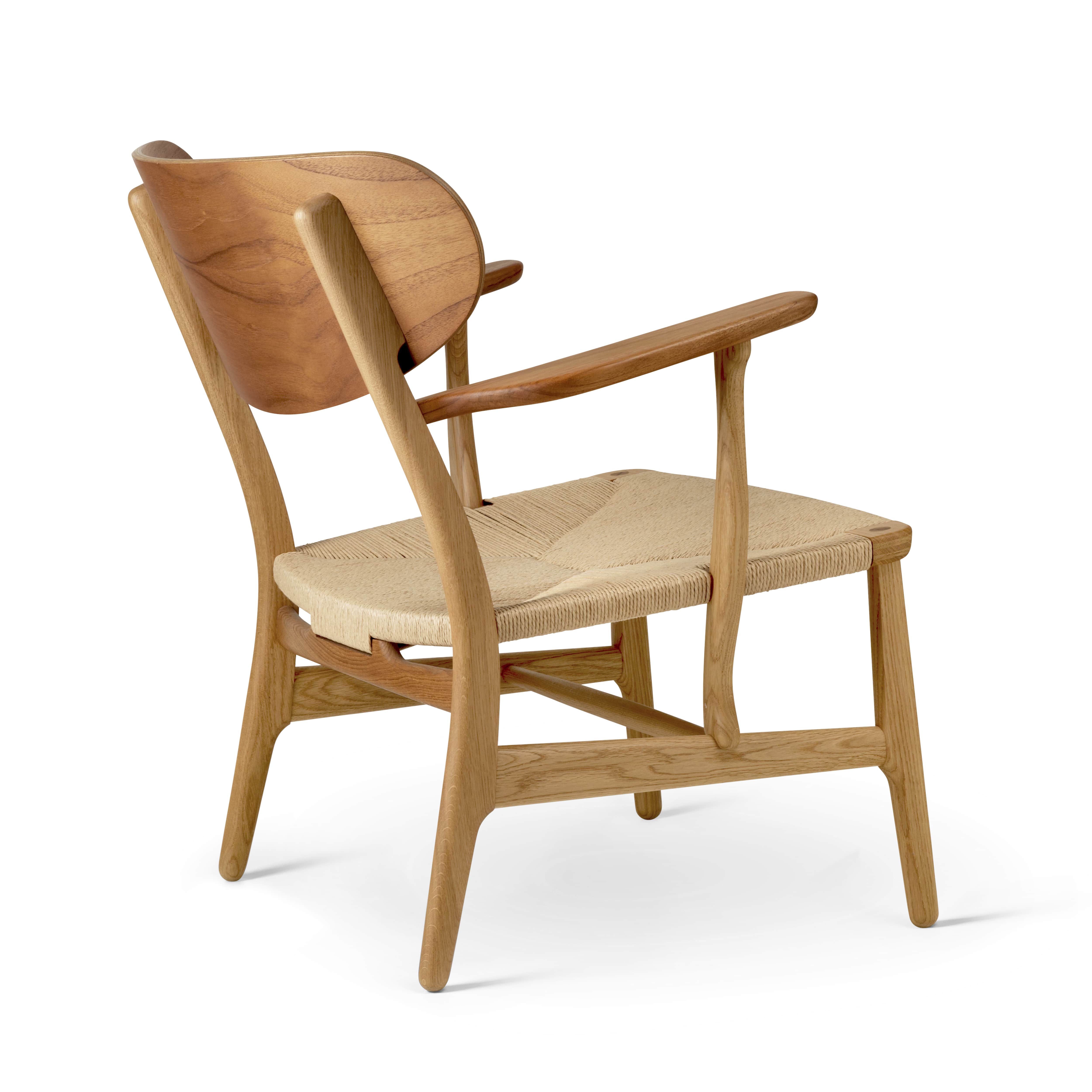 CH22 Lounge Chair