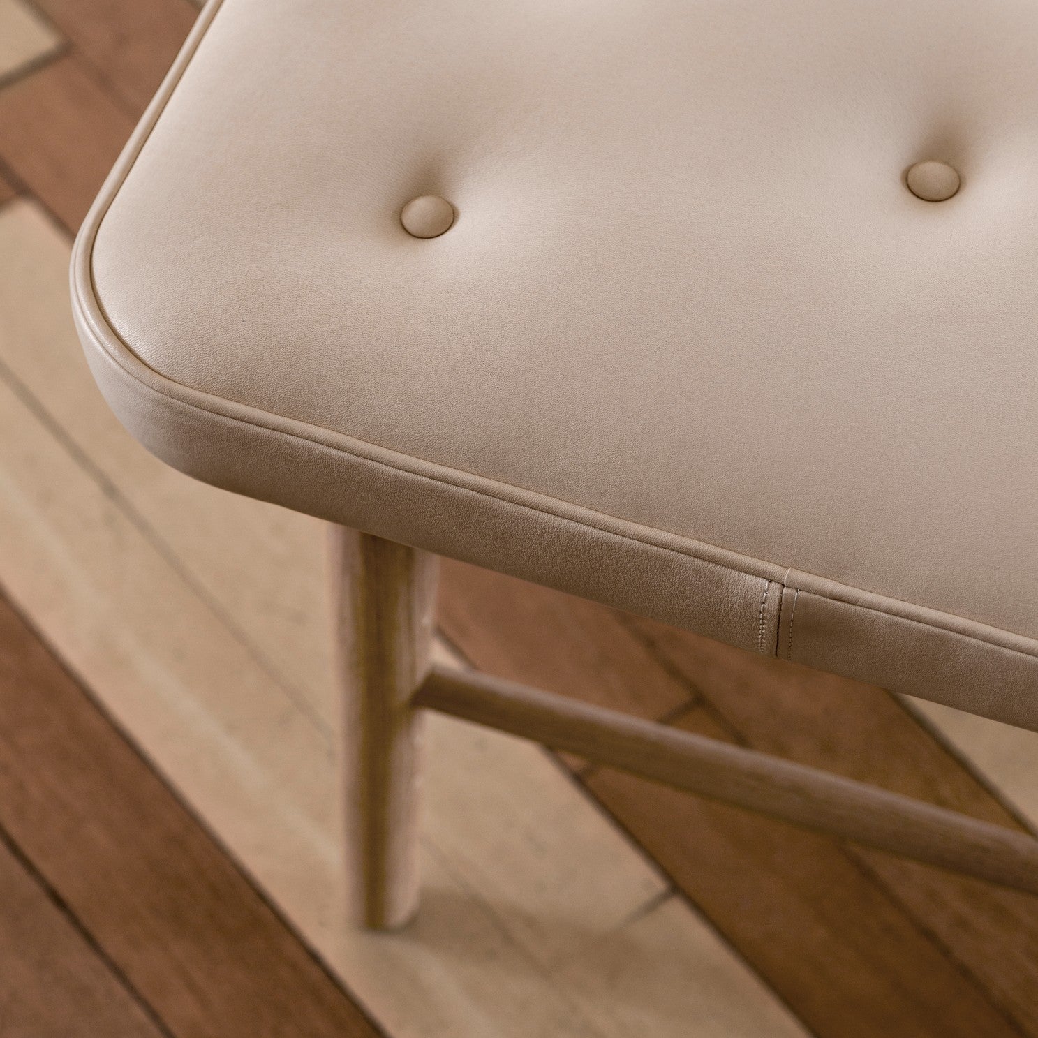 VLA75 Foyer Series Bench