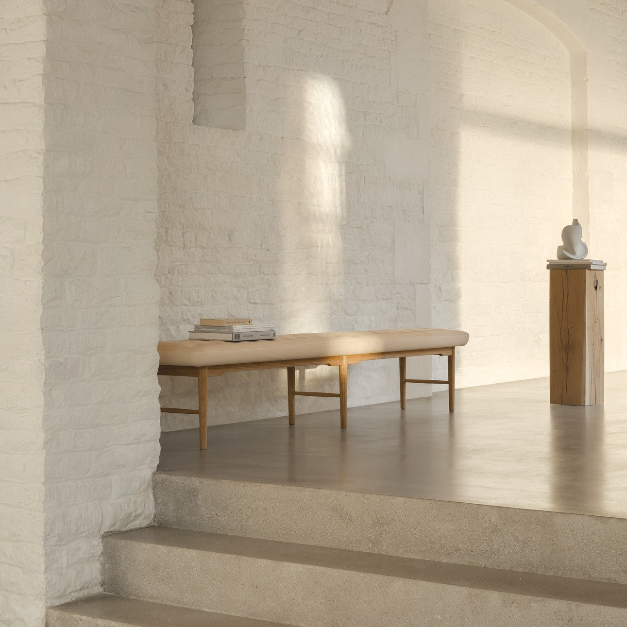 VLA75 Foyer Series Bench