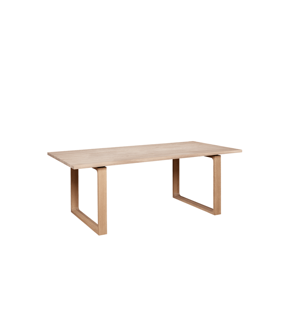 Essay Table CM21 218x95cm