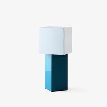 Pivot ATD7 Portable Lamp