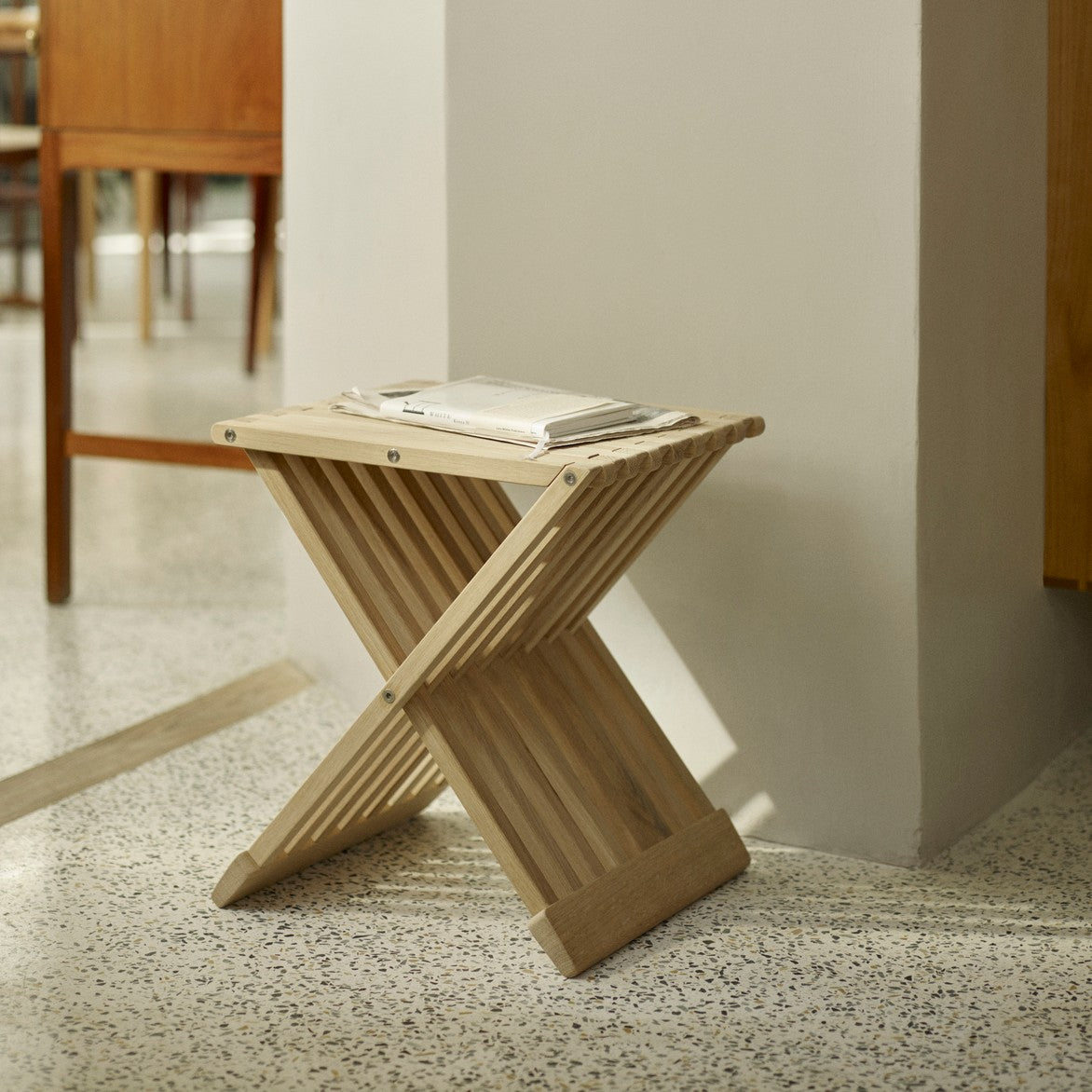 Fionia Stool Oak