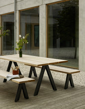 Overlap Table Black