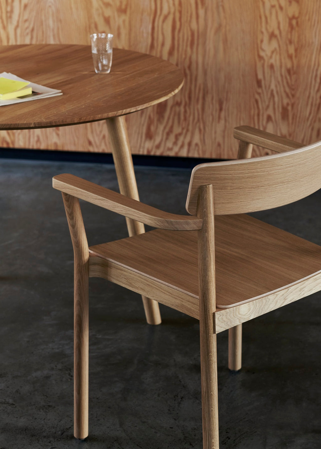 Betty Armchair TK10