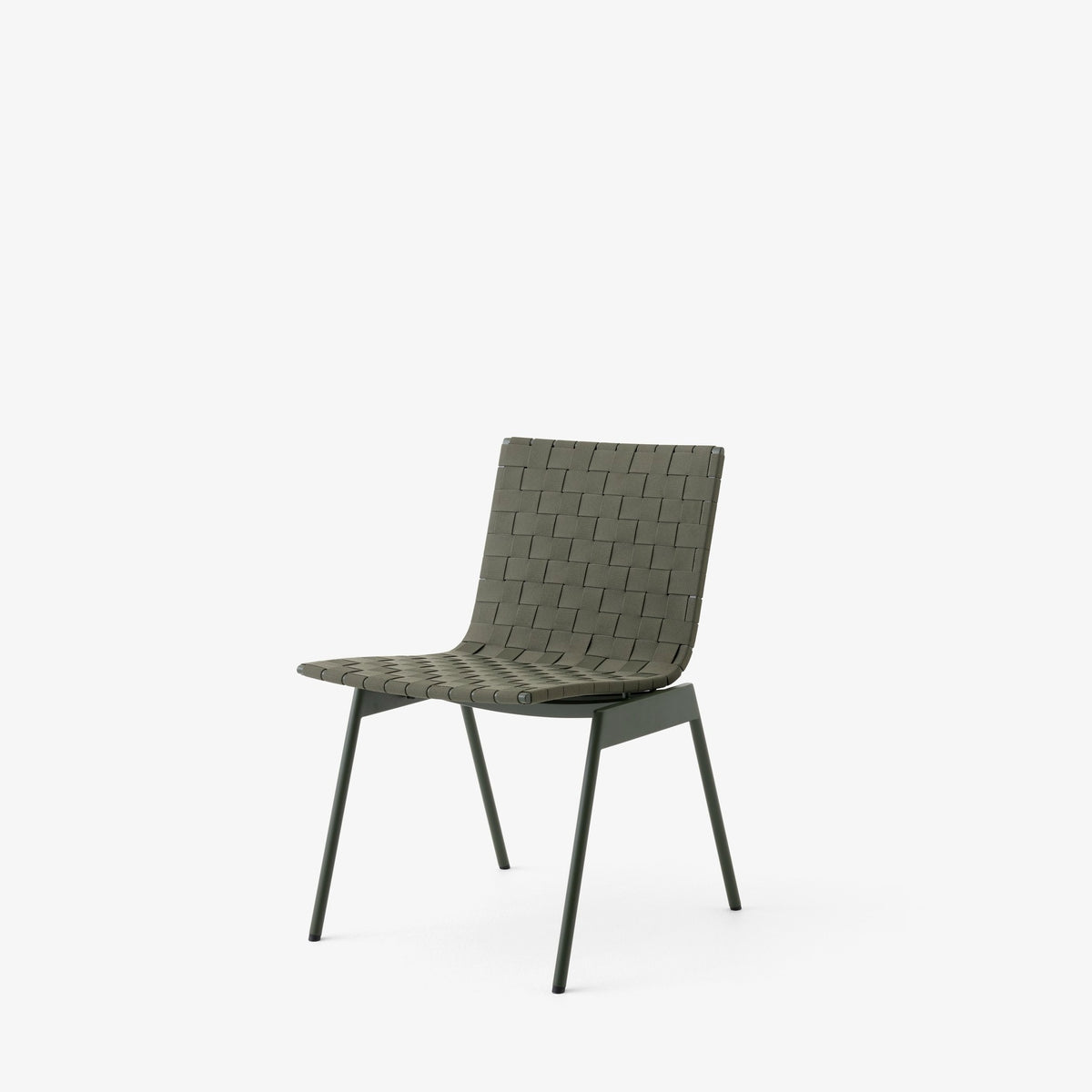 Ville Outdoor Sidechair AV33