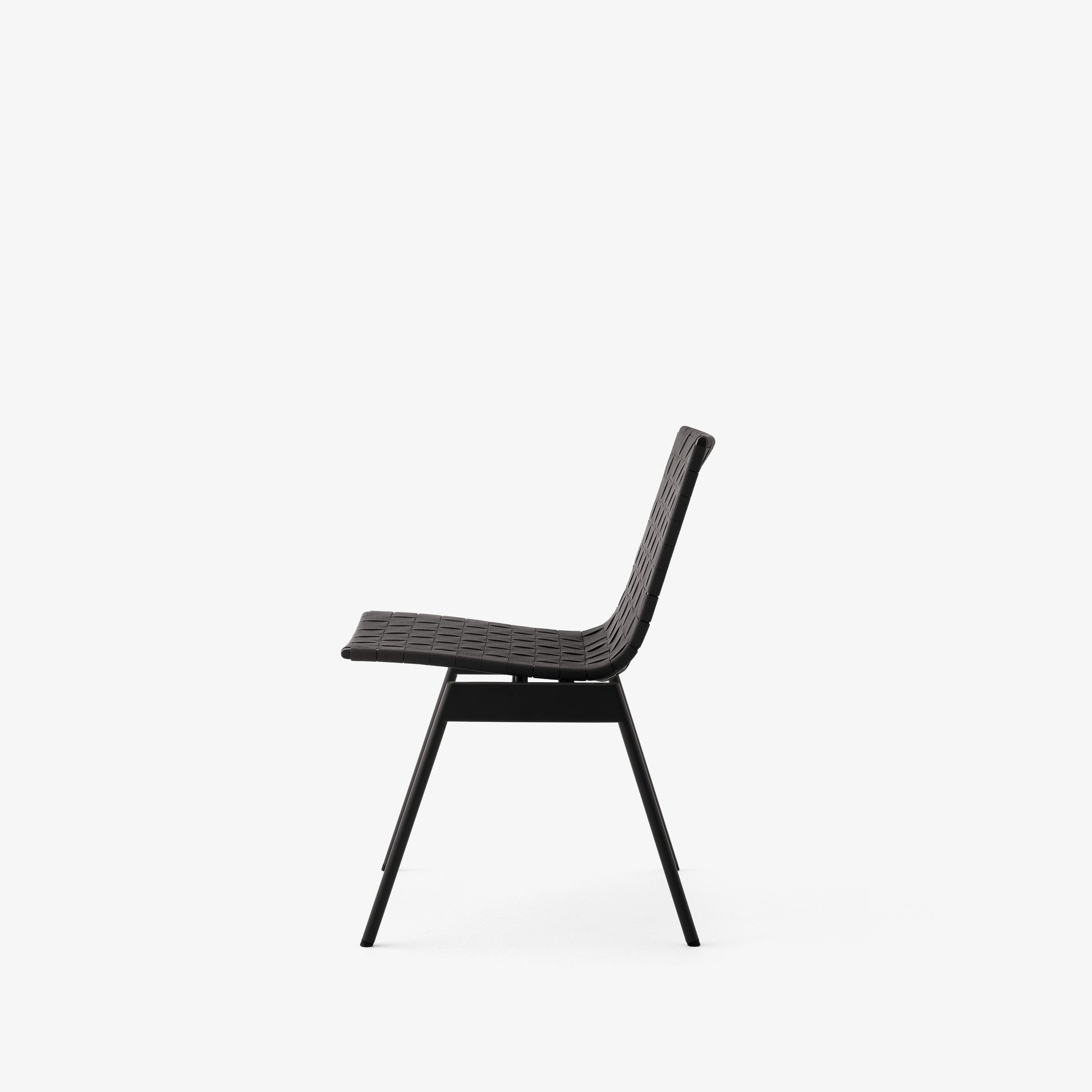 Ville Outdoor Sidechair AV33