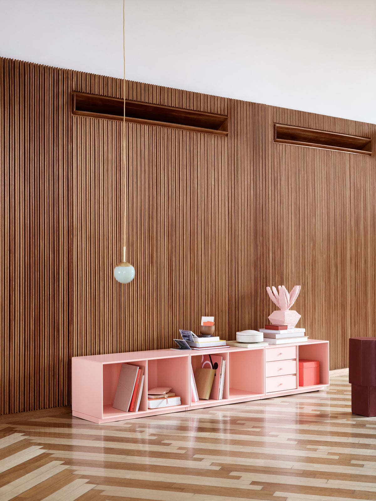 Rest cabinet