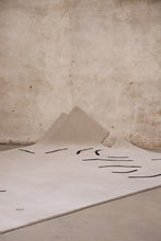 Chillida Gravit. Tinta 1996 210x300 cm