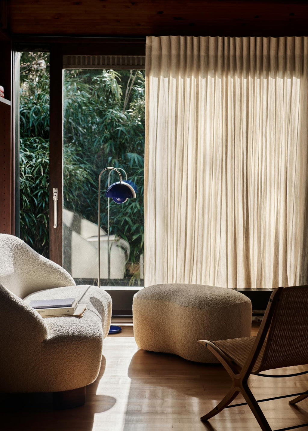 Margas LC4 Liljencrantz Sofa