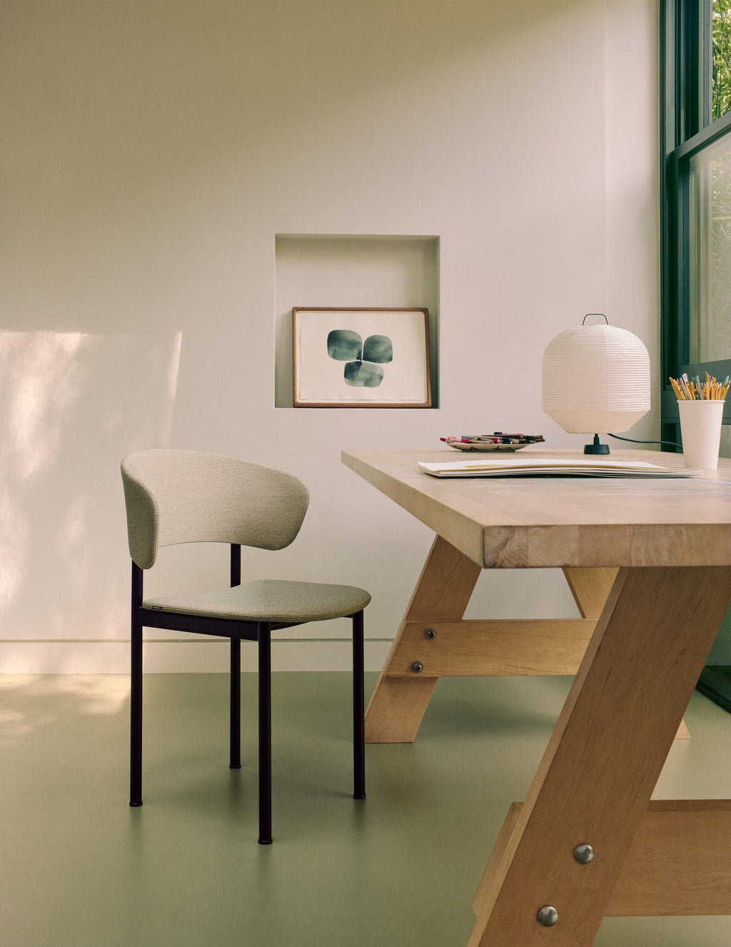 Plan Chair Wooden Seat