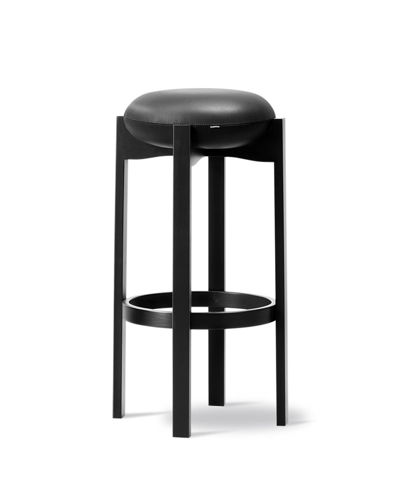 Pioneer Stool - Beech Black Lacq