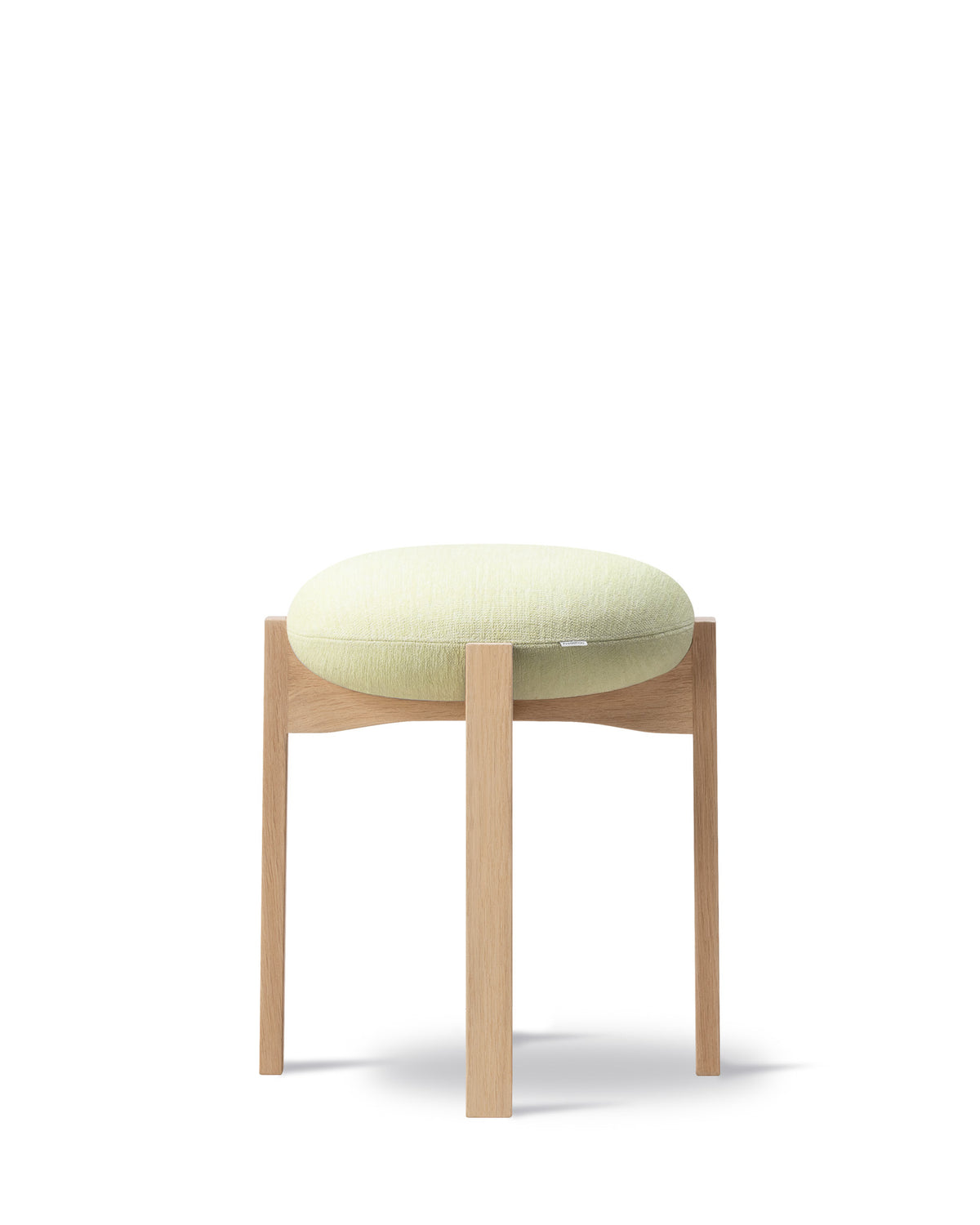 Pioneer Stool H: 46 cm - Oak Lacquered