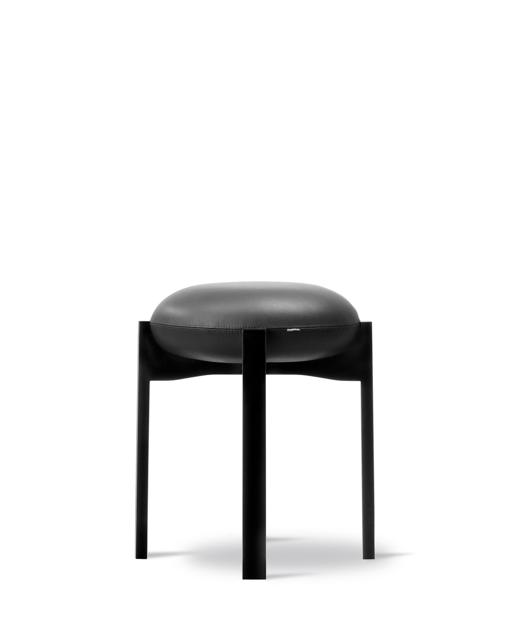Pioneer Stool H: 46 cm, Beech Black Lacq