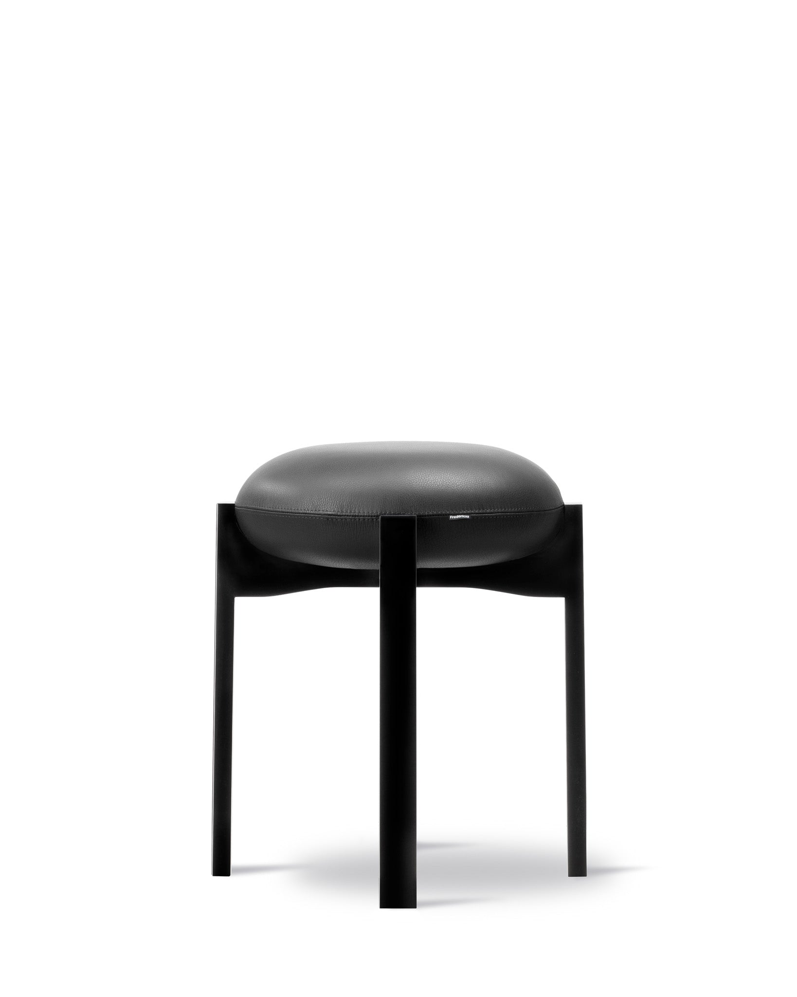Pioneer Stool H: 46 cm, Beech Black Lacq
