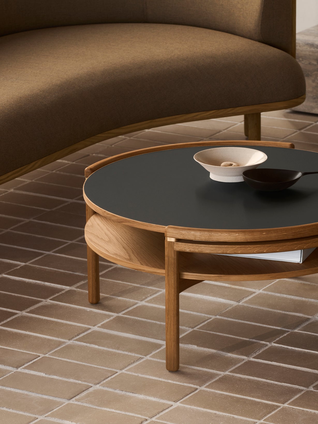 RF1905 Sideways Coffee Table - Ven/Lam