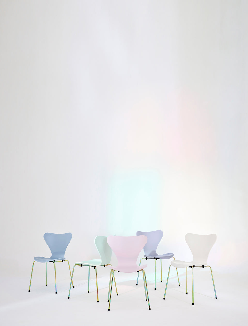 Seriers 7 - 7:14am CE - Beige - Chrome