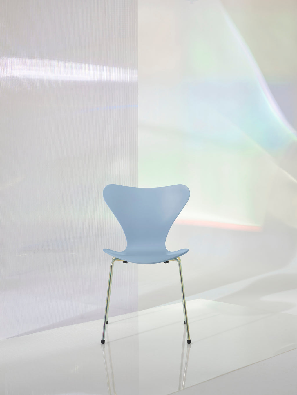 Seriers 7 - 7:14am CE - Blue - Chrome