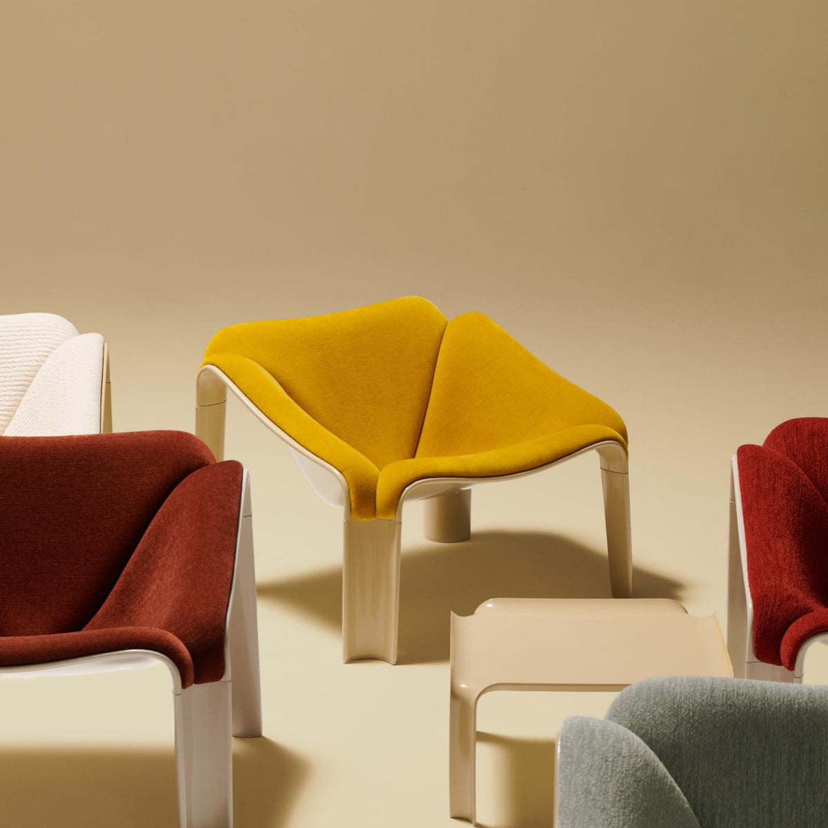 F300 Lounge Chair - Front Upholstered