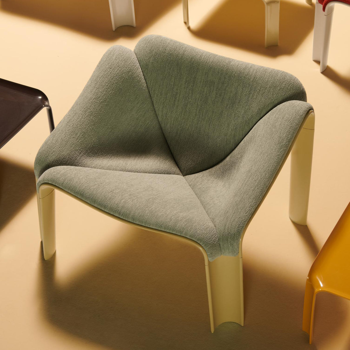 F300 Lounge Chair - Front Upholstered