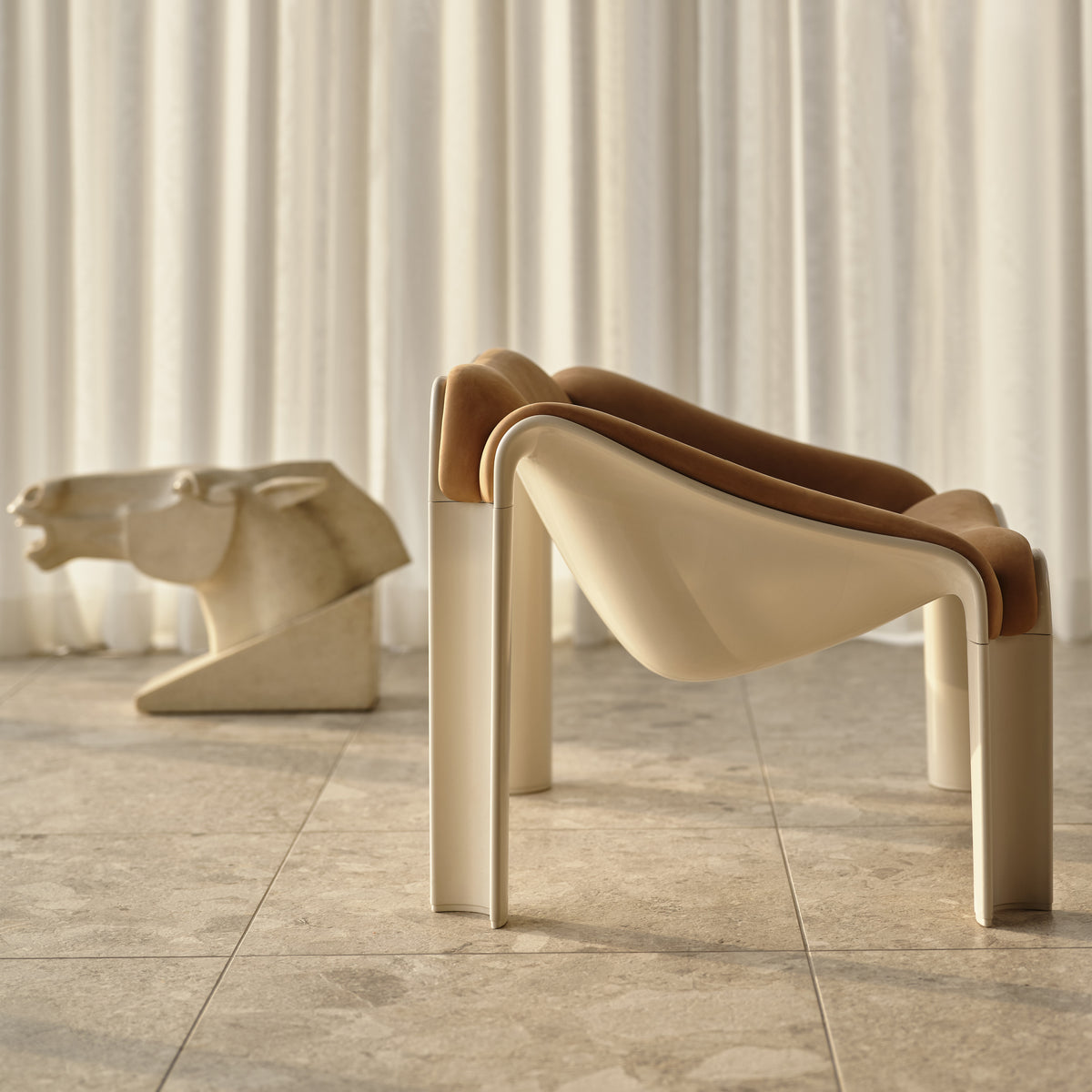 F300 Lounge Chair - Front Upholstered