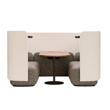 Mega Tulip 4 Person Booth