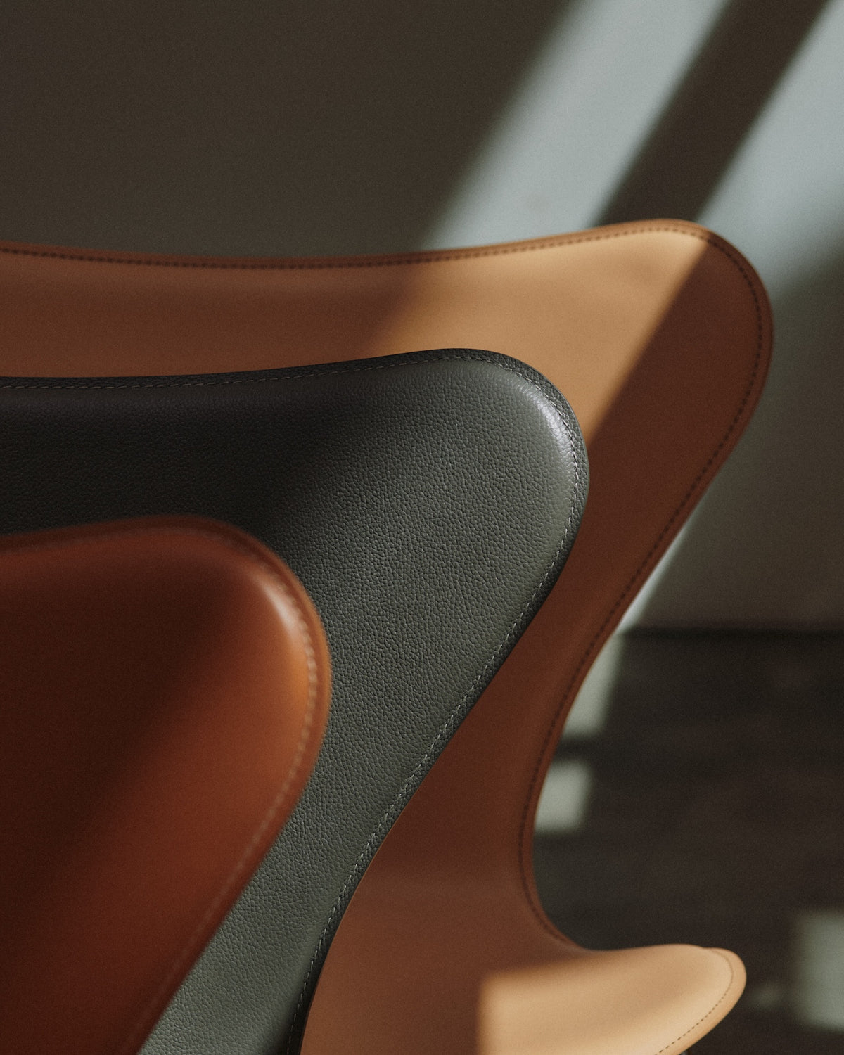 Series 7 Tailored Chair, Brown/Chromed