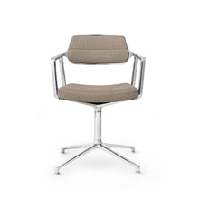 Vipp453 Swivel Chair