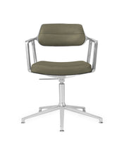 Vipp453+ Swivel Chair