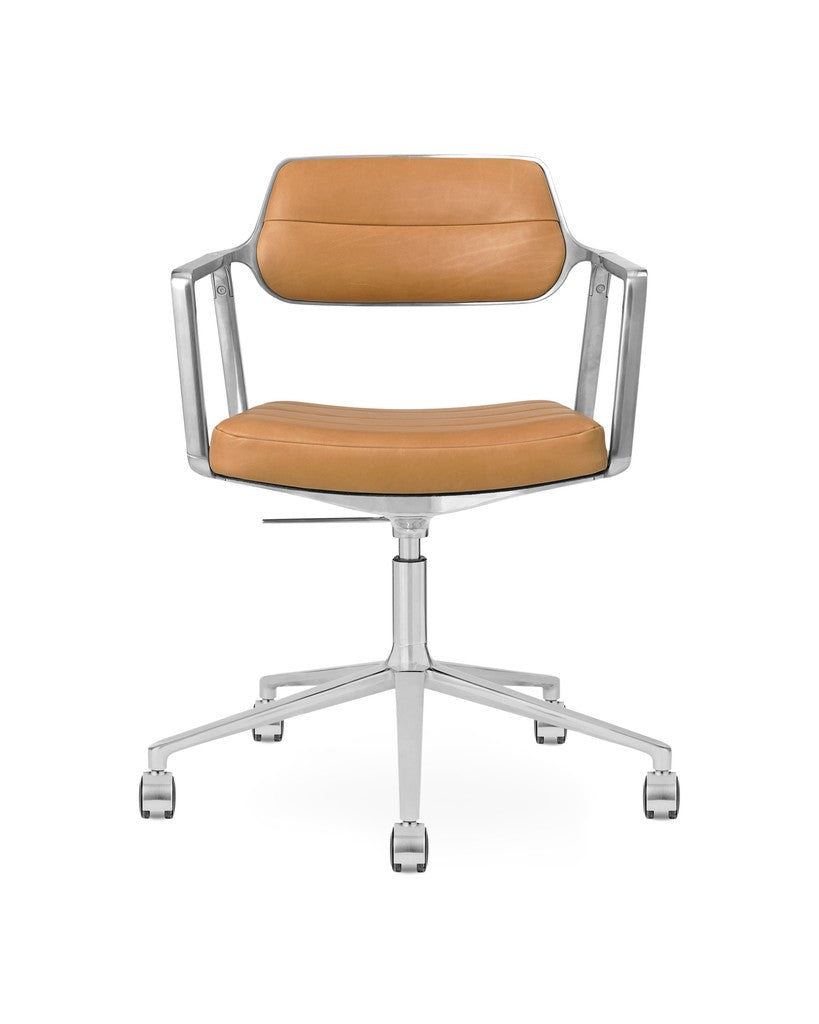Vipp453+ Swivel Chair