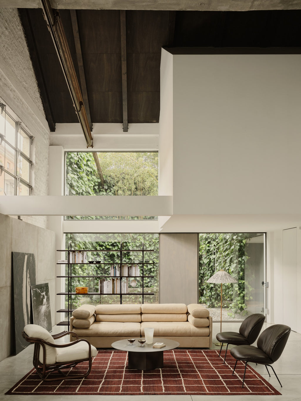 Elogio Sofa, Fully Upholstered