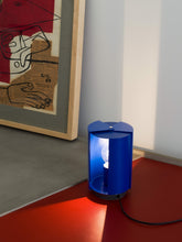 Pivotante A Poser Table Lamp